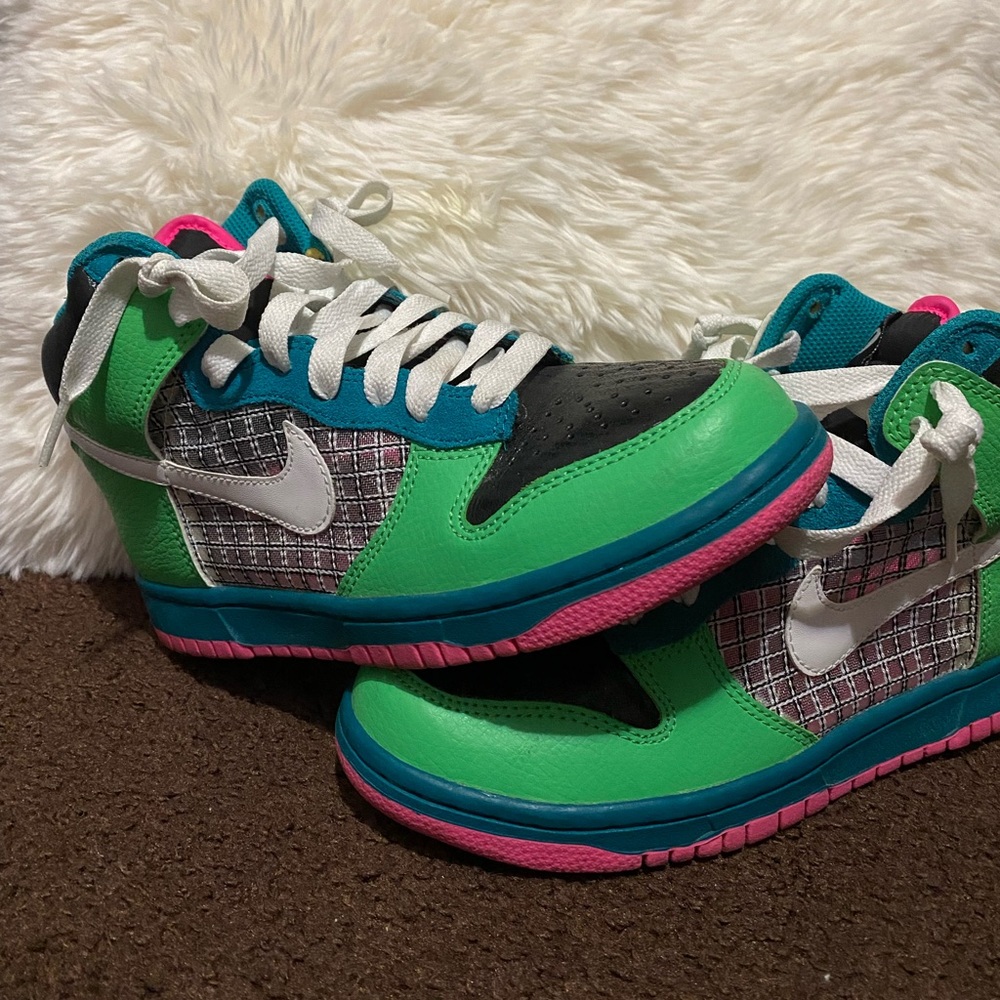 USED Nike womens dunks